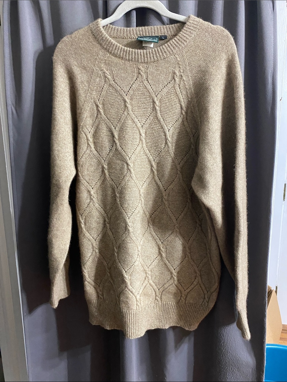 MADE IN NEW ZEALAND WOOL / POSSUM FIBRE Neutral Cable Knit Sweater WO SIZE LG